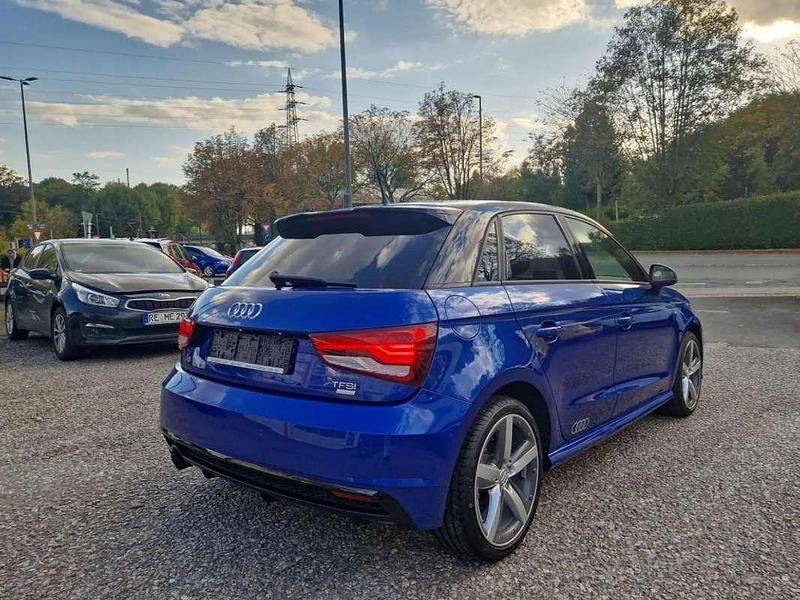 Usado Audi A1 Sportback S-Line 95 CV (69 kW) 2018 Azul Utilitario