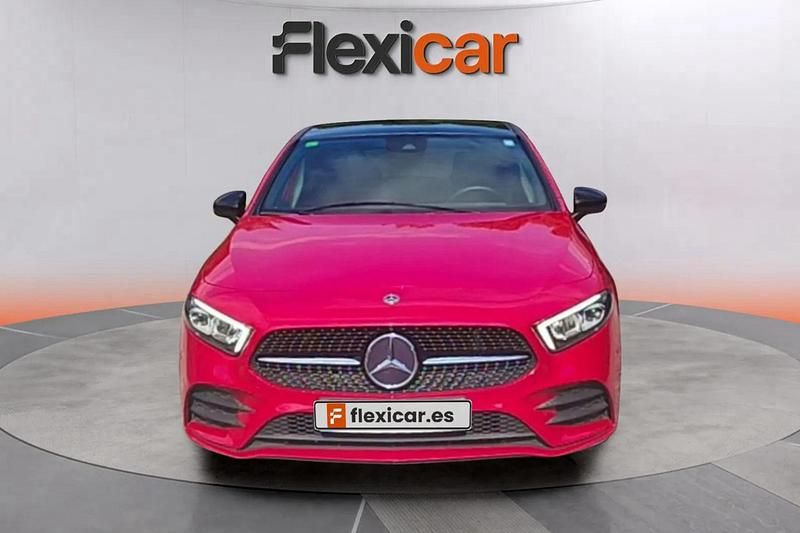 Usado Mercedes A180 116 CV (85 kW) 2019 Rojo Berlina