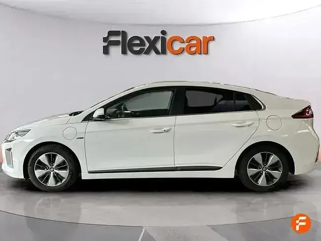 Usado Hyundai Ioniq Style 141 CV (103 kW) 2019 Blanco Utilitario