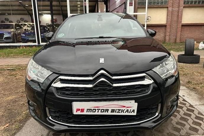 Usado Citroën DS4 92 CV (67 kW) 2013 Negro Utilitario