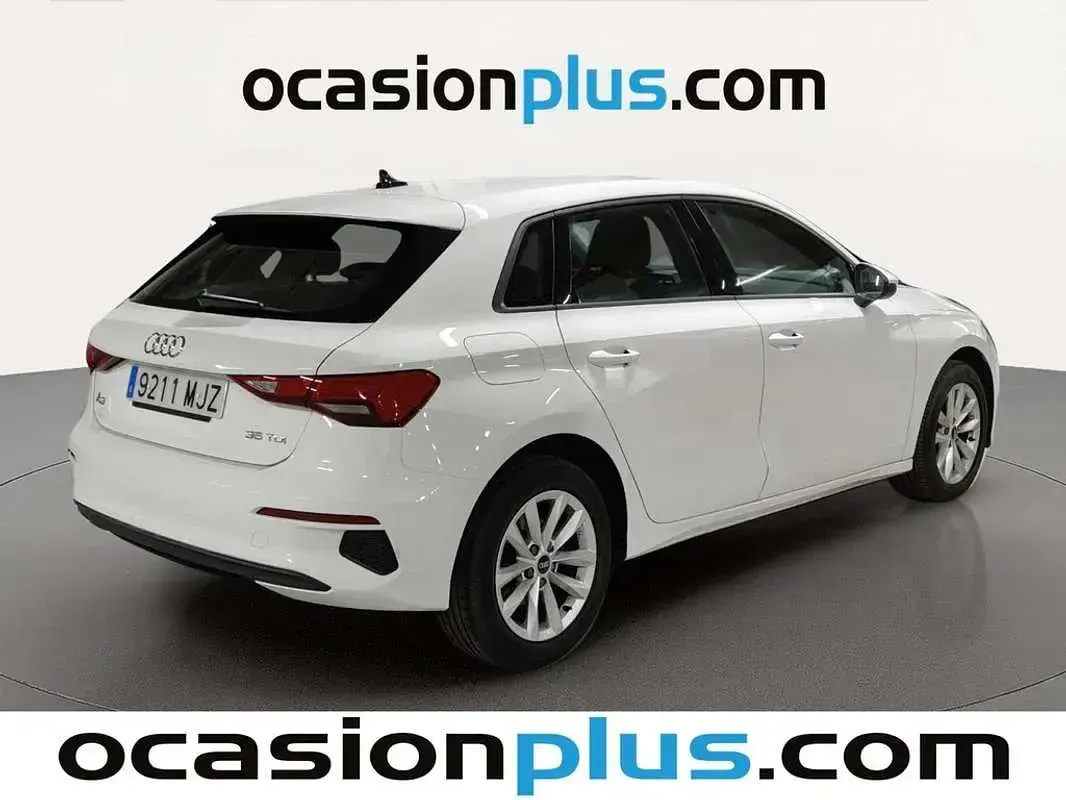 Usado Audi A3 Sportback 150 CV (110 kW) 2023 Blanco Utilitario