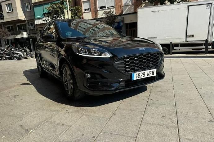Negro Usado 2022 Ford Kuga SUV | 18.990 € (Super precio) - Imagen 1/4