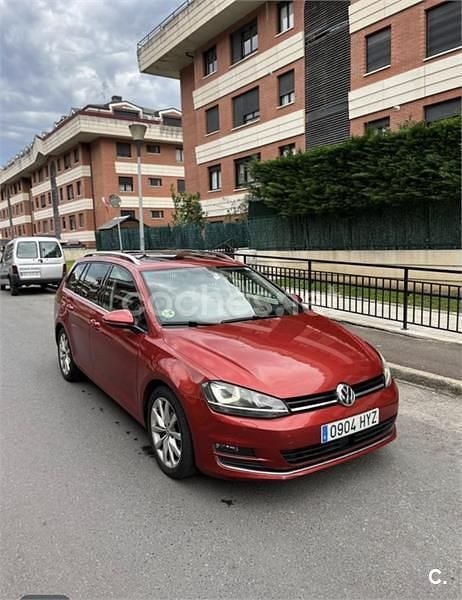 Usado VW Golf VII Sportline 150 CV (110 kW) 2014 Rojo Familiar