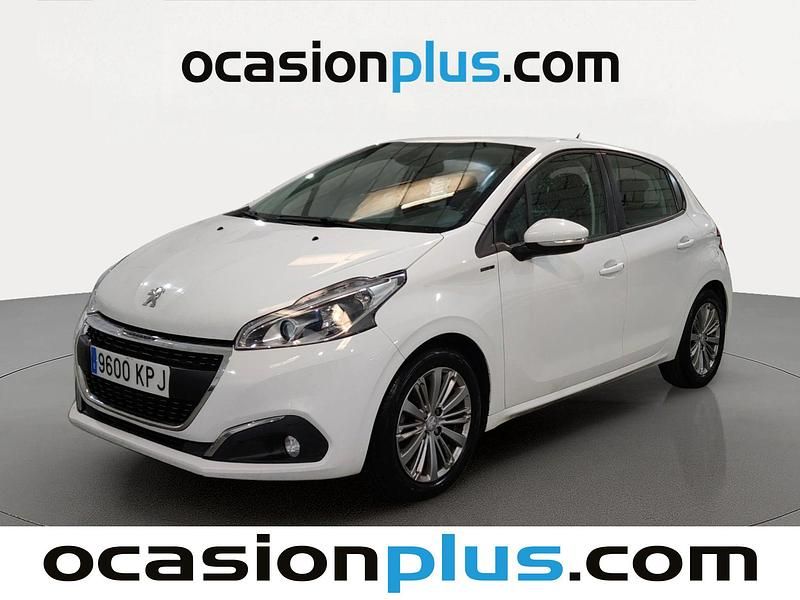 Usado Peugeot 208 Signature Sky 83 HP (61 kW) 2018 Citadino