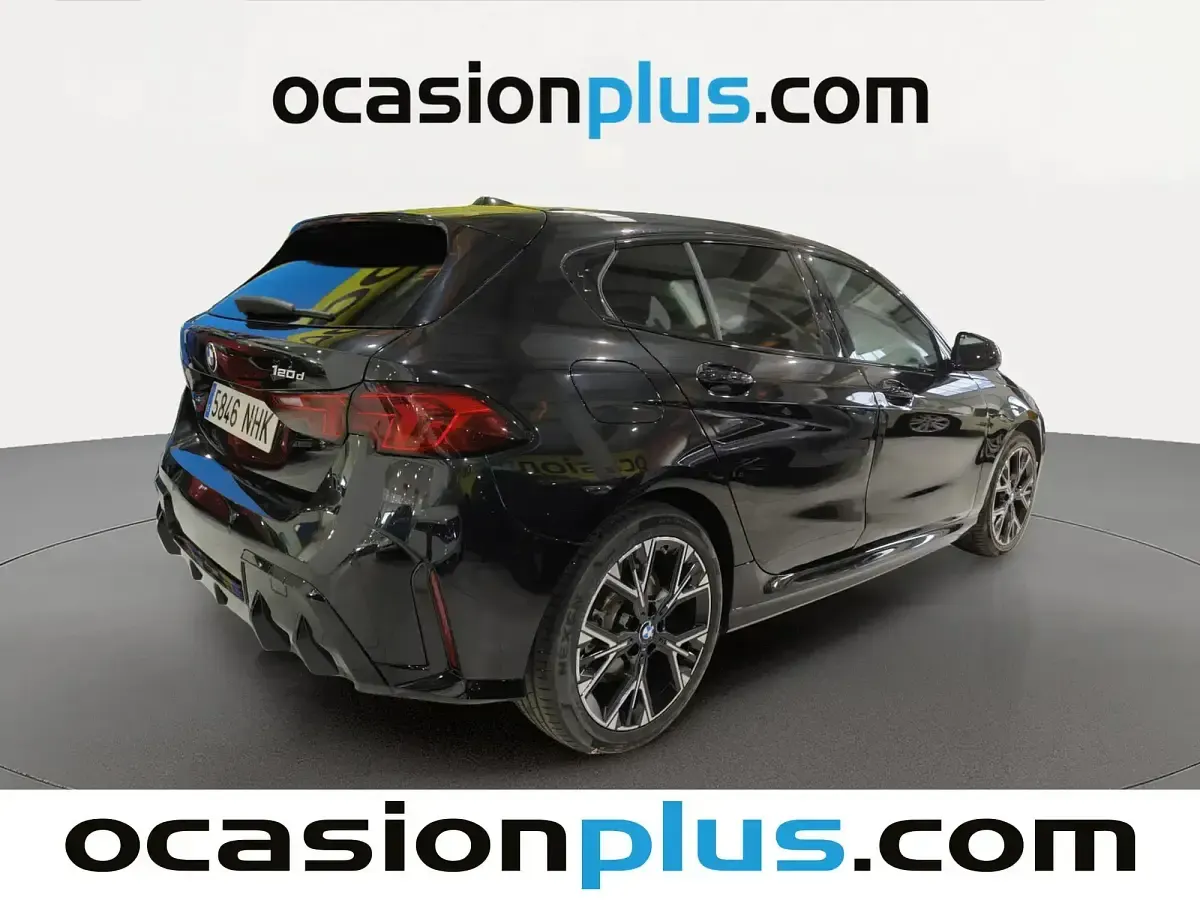 Usado BMW 120 163 CV (119 kW) 2025 Negro Utilitario