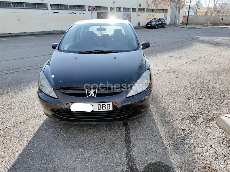 Usado Peugeot 307 136 CV (100 kW) 2004 Negro Berlina