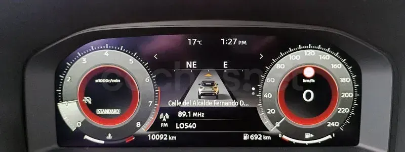 Usado Nissan Juke N-Connecta 114 CV (83 kW) 2025 Gris / plata SUV