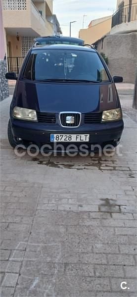 Usado Seat Alhambra Sport 115 CV (84 kW) 2007 Azul Monovolumen