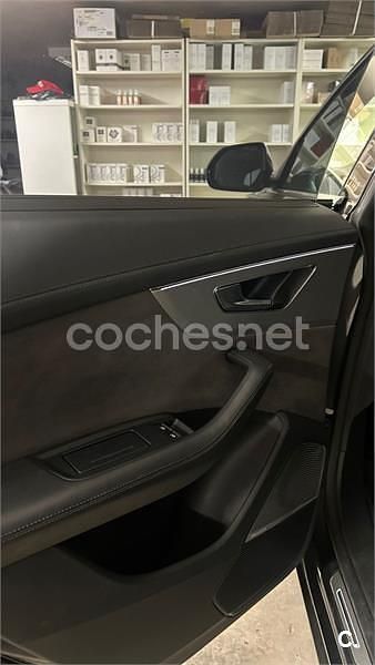 Usado Audi Q8 Ambiente 286 CV (210 kW) 2019 Gris / plata SUV
