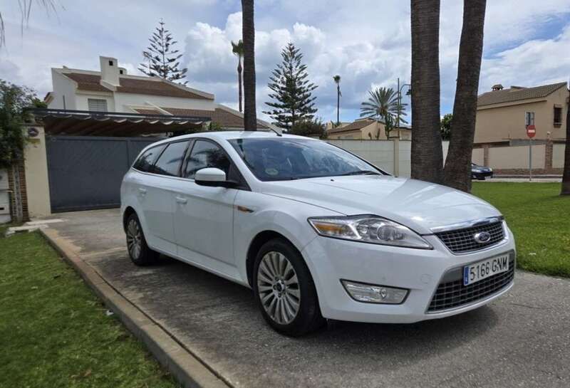 Blanco Usado 2009 Ford Mondeo Ghia Berlina | 6990 € (Precio justo) - Imagen 1/4