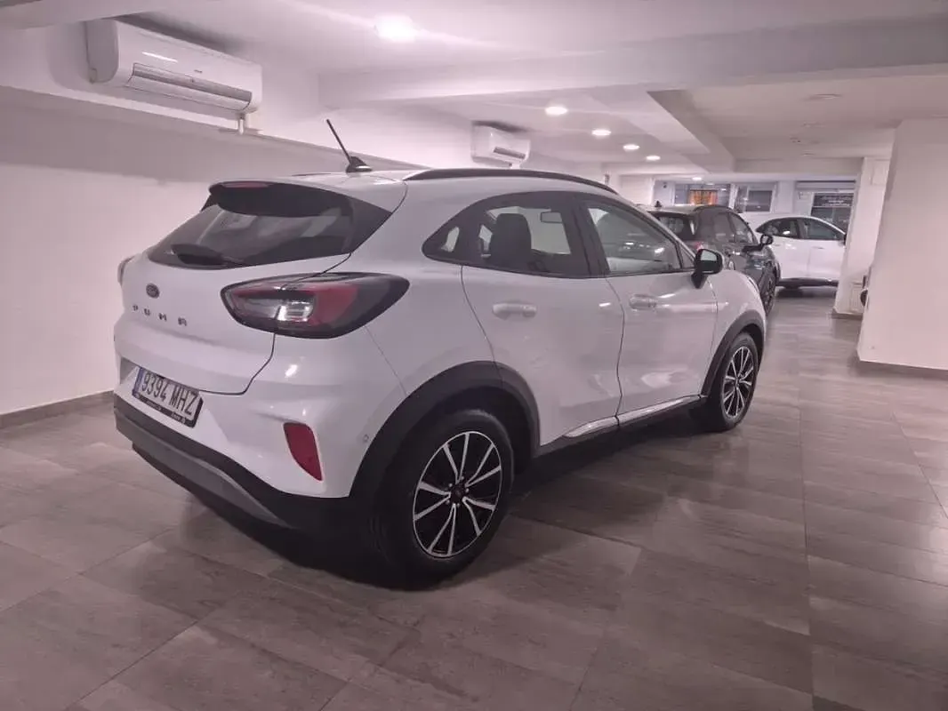Usado Ford Puma Titanium 125 CV (91 kW) 2023 Blanco SUV