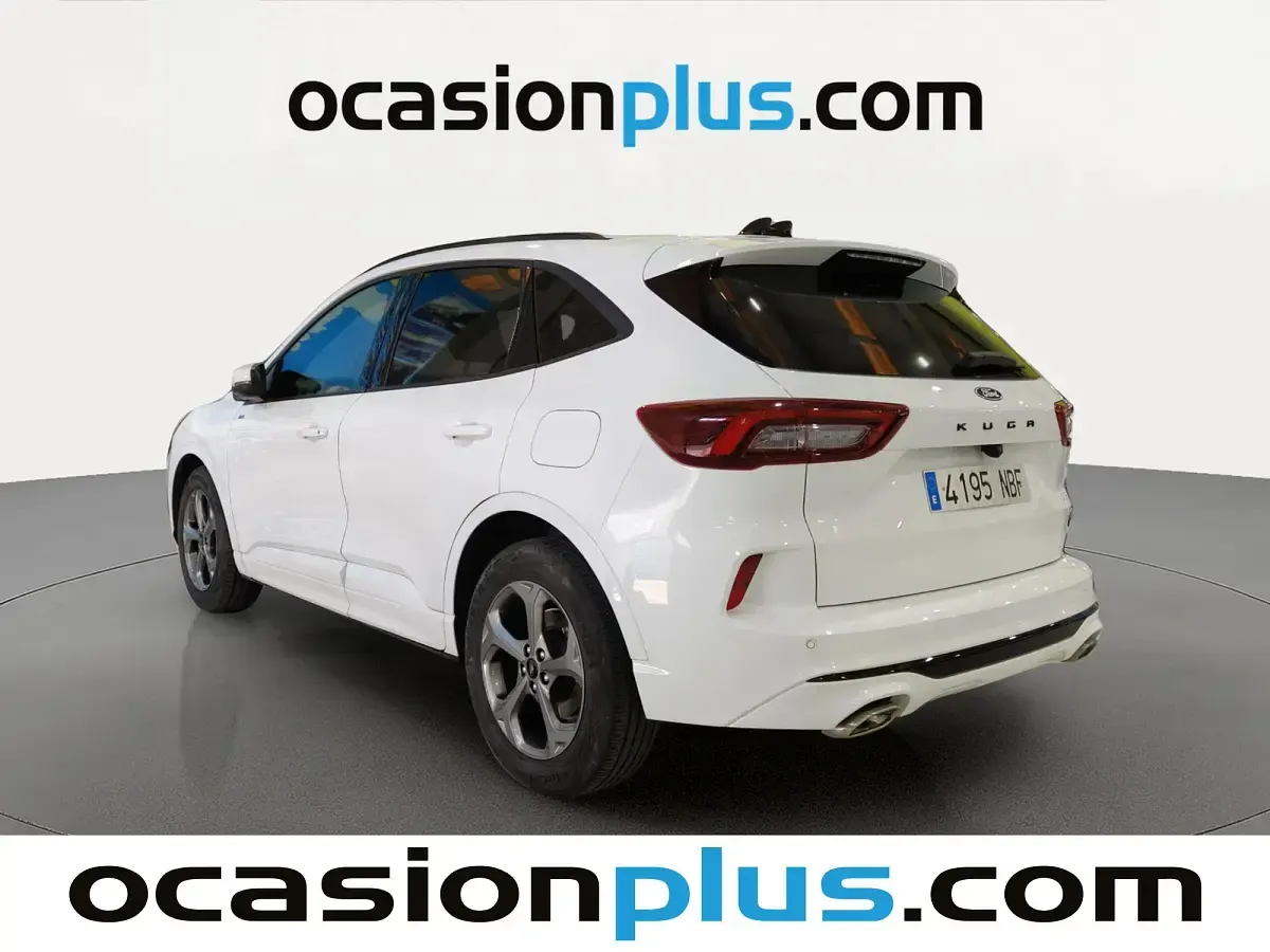 Usado Ford Kuga ST-Line 150 CV (110 kW) 2025 Blanco SUV