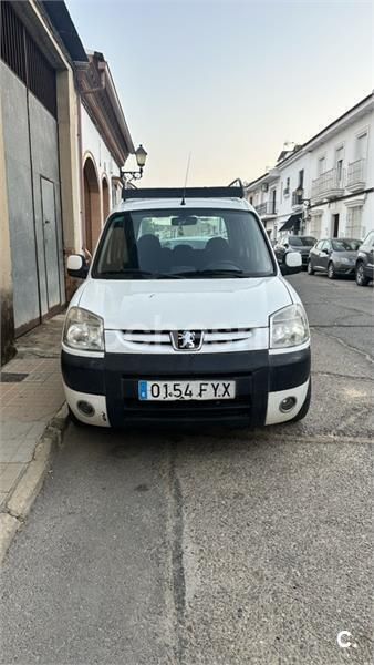 Blanco Usado 2009 Peugeot Partner Tepee Outdoor Monovolumen | 3800 € (Super precio) - Imagen 1/1