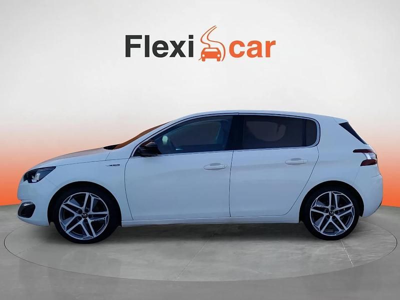 Usado Peugeot 308 Allure 131 CV (96 kW) 2017 Blanco Berlina