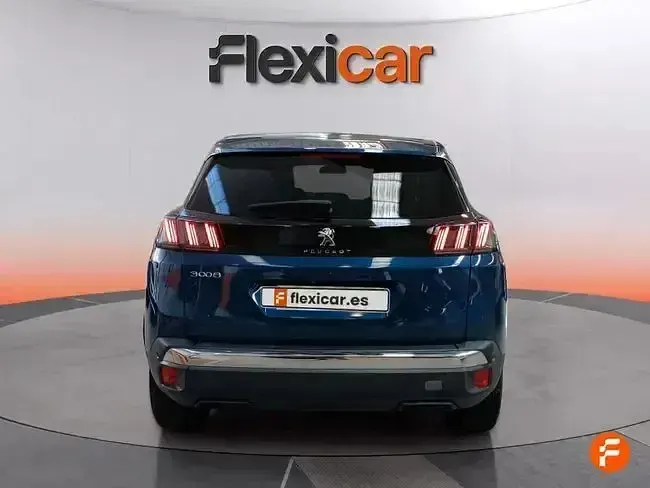 Usado Peugeot 3008 Allure 130 CV (95 kW) 2021 Verde SUV