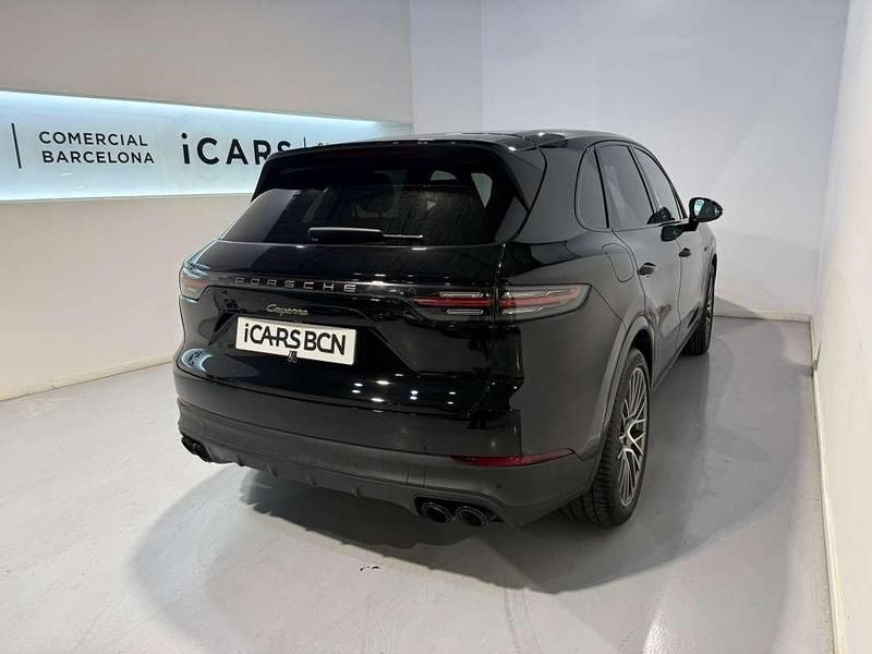Usado Porsche Cayenne 462 CV (339 kW) 2022 Negro SUV