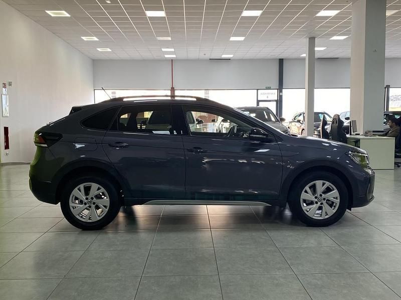 Usado VW Taigo Life 110 CV (80 kW) 2022 Gris SUV