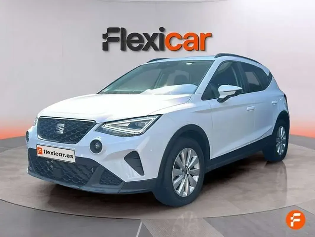 Usado Seat Arona Style 116 CV (85 kW) 2024 Blanco SUV
