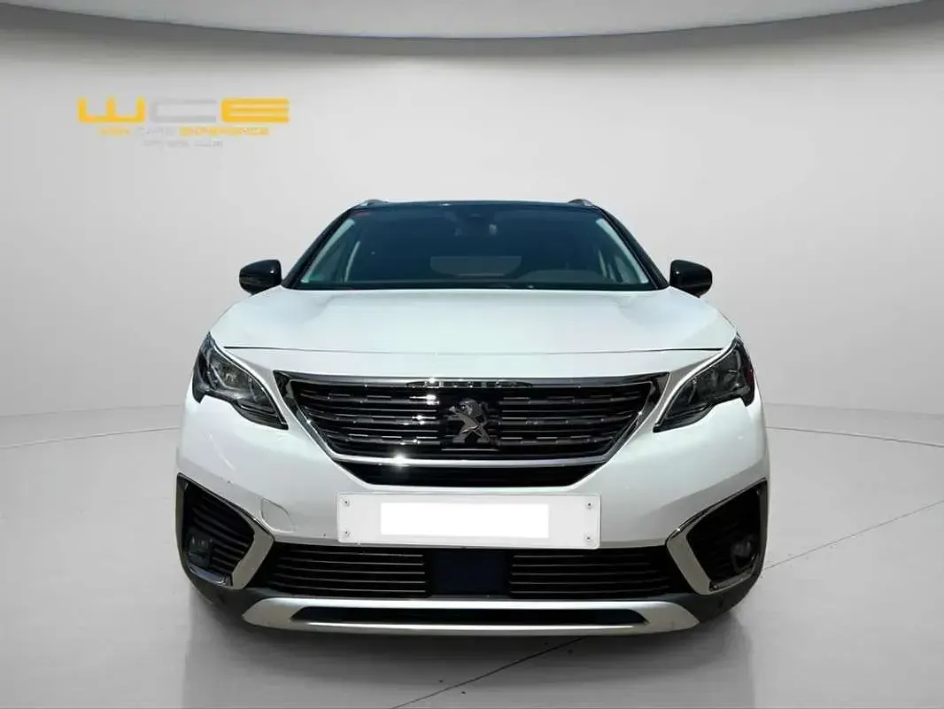 Usado Peugeot 5008 Allure 129 CV (94 kW) 2019 Blanco SUV