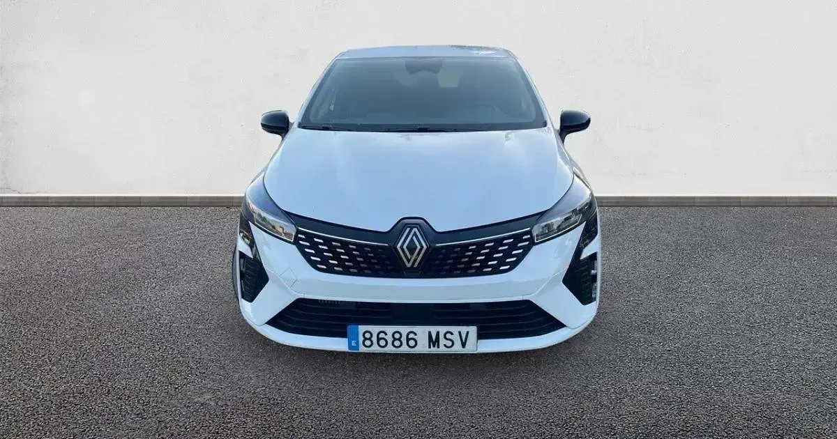 Usado Renault Clio Techno 90 CV (66 kW) 2024 Utilitario