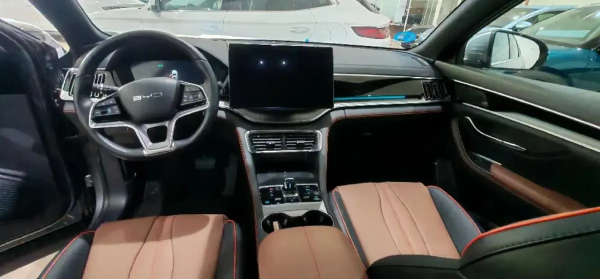 Usado BYD Seal U Comfort 160 kW (218 CV) 2025 Time grey SUV