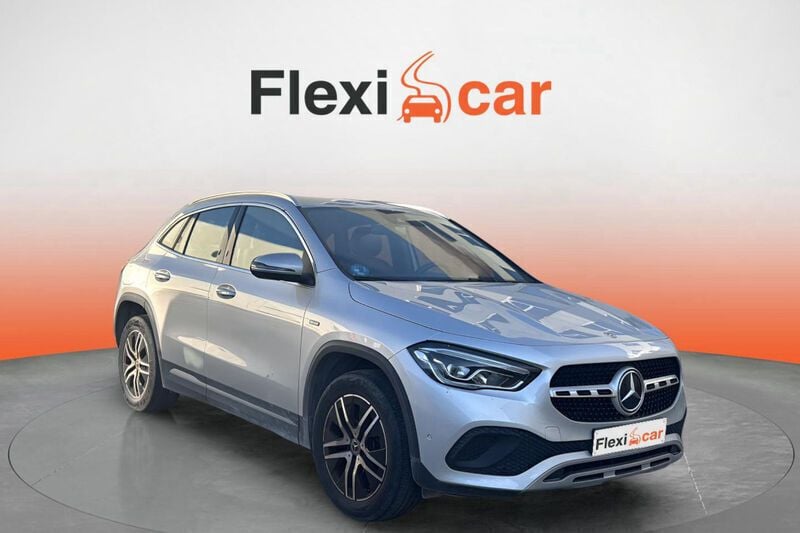 Gris Usado 2020 Mercedes GLA250 SUV | 30.390 € (Buen precio) - Imagen 1/4