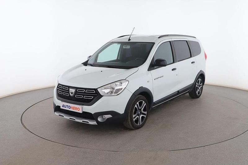 Blanco Usado 2021 Dacia Lodgy Monovolumen | 17.199 € (Un poco caro) - Imagen 1/3