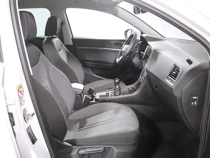 Usado Seat Ateca Style 150 CV (110 kW) 2025 Blanco SUV
