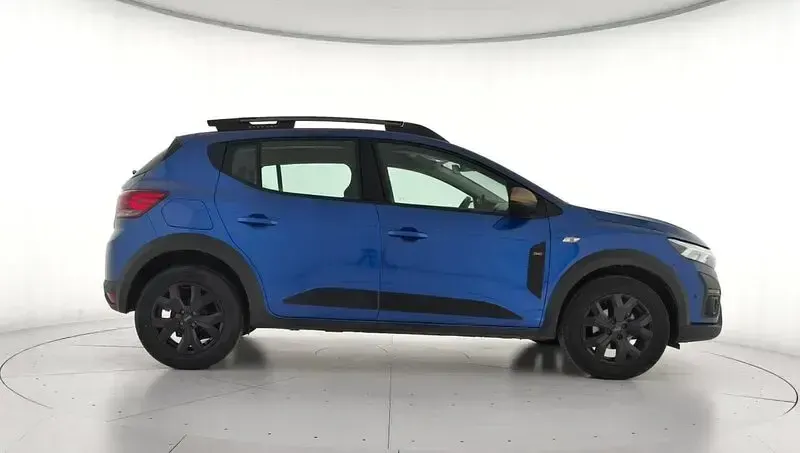 Usado Dacia Sandero Extreme 100 CV (73 kW) 2025 Azul Berlina
