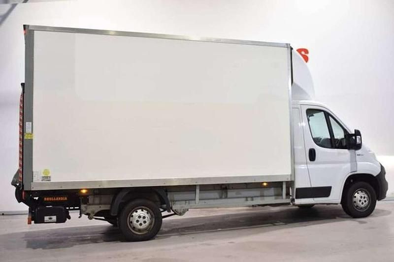 Usado Fiat Ducato 131 CV (96 kW) 2019 Blanco Van