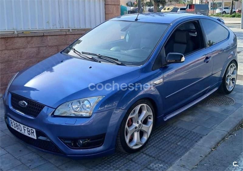 Azul Usado 2006 Ford Focus ST Berlina | 8999 € (Precio justo) - Imagen 1/4