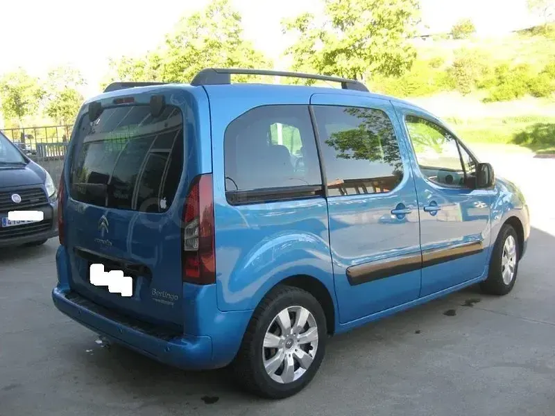 Usado Citroën e-Berlingo XTR 114 CV (83 kW) 2015 Azul Monovolumen
