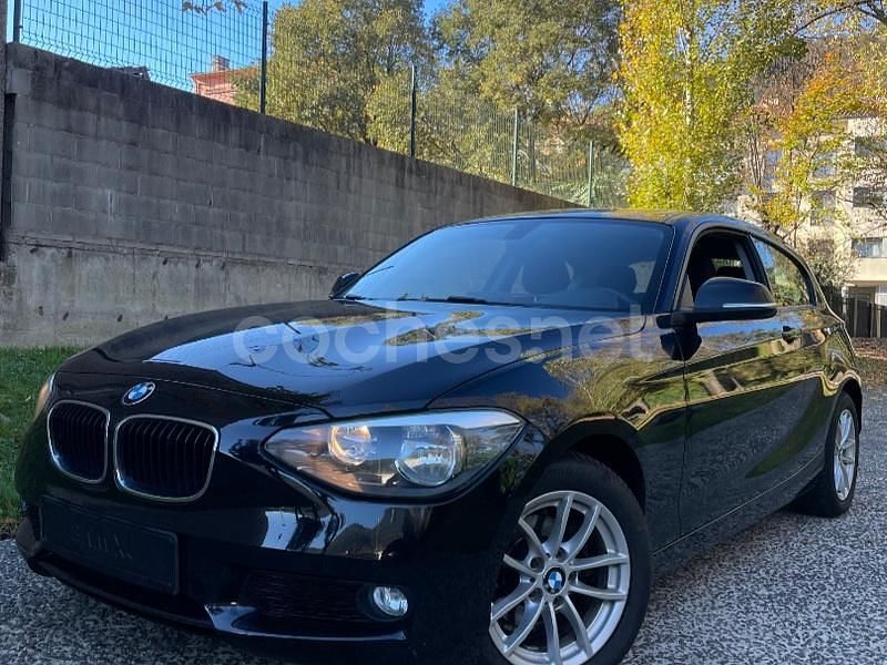 Negro Usado 2013 BMW 114 Comfort Edition Utilitario | 8699 € (Precio justo) - Imagen 1/4