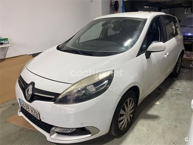 Blanco Usado 2014 Renault Grand Scénic III Expression Monovolumen | 6900 € (Precio justo) - Imagen 1/1