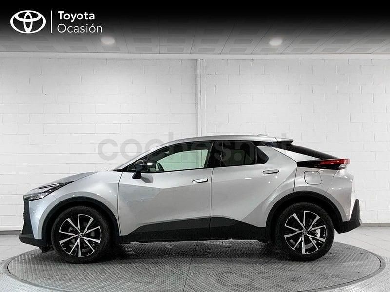 Usado Toyota C-HR Advance 140 CV (102 kW) 2024 Gris / plata SUV