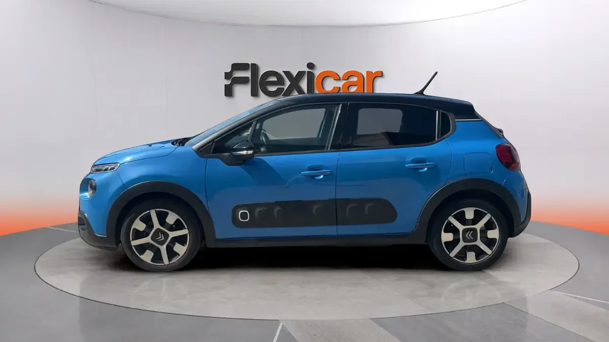 Usado Citroën C3 Feel 68 CV (50 kW) 2018 Azul Utilitario