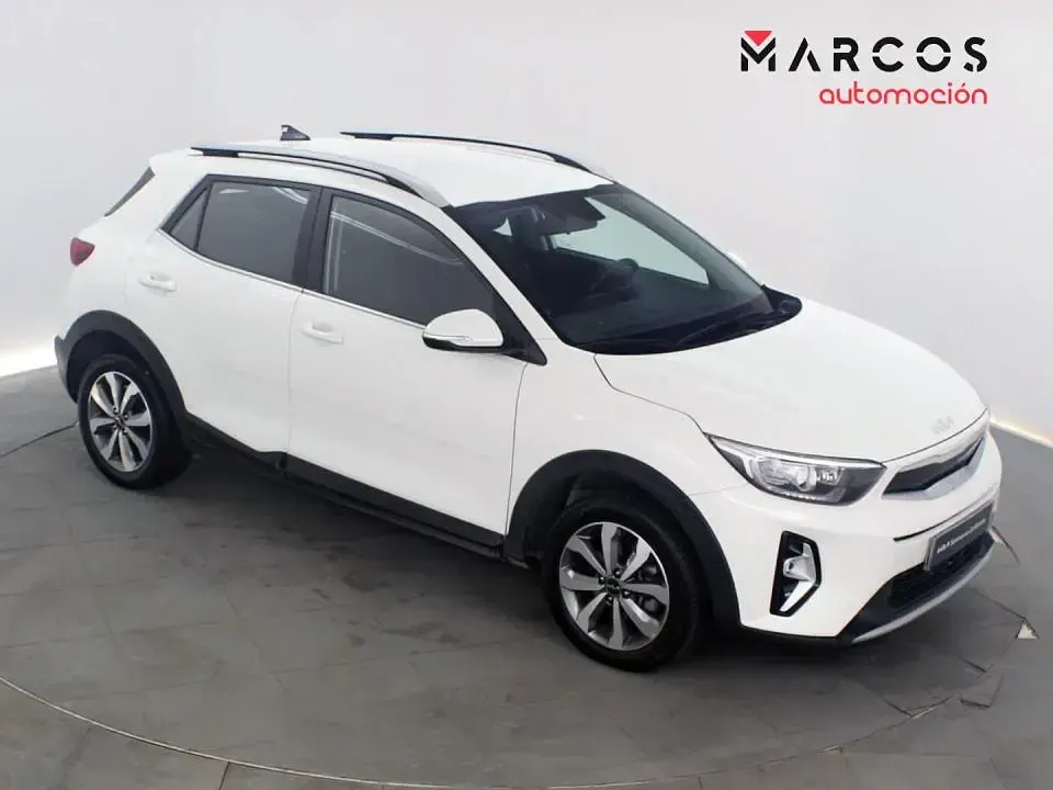 Usado Kia Stonic 100 CV (73 kW) 2025 SUV