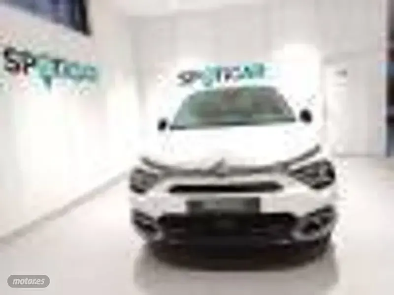 Usado Citroën e-C4 Shine 100 kW (136 CV) 2023 Blanco Berlina