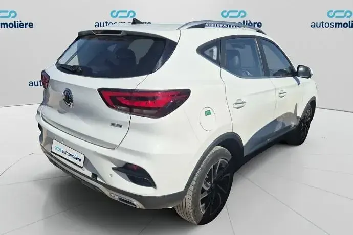Usado MG ZS Luxury 106 CV (77 kW) 2023 Blanco Berlina