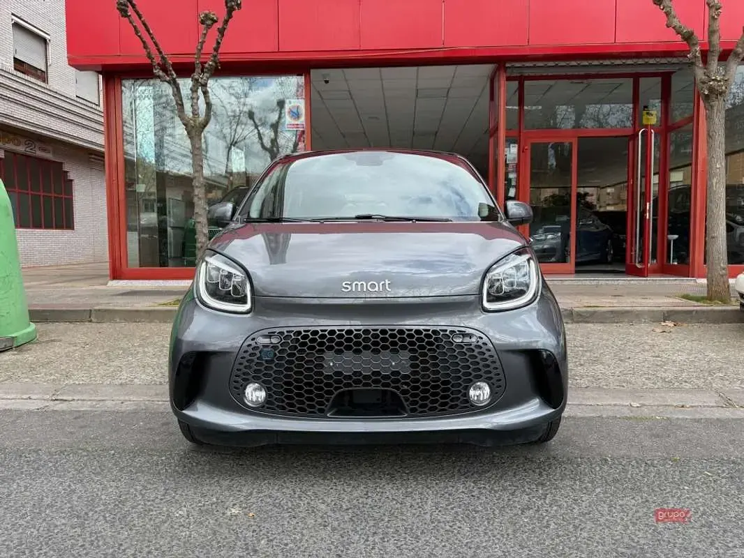 Usado Smart ForFour Electric Drive Prime 60 kW (82 CV) 2021 Gris Utilitario