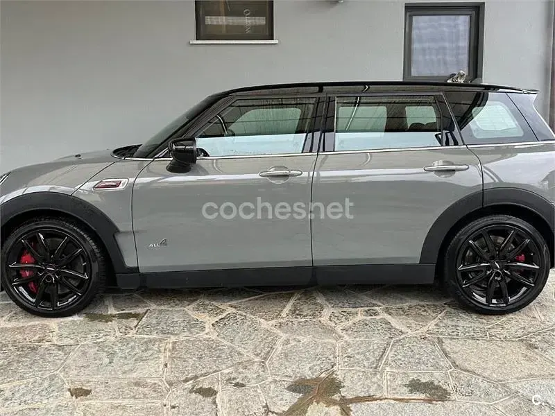 Usado Mini John Cooper Works Clubman 306 CV (225 kW) 2021 Gris / plata Familiar