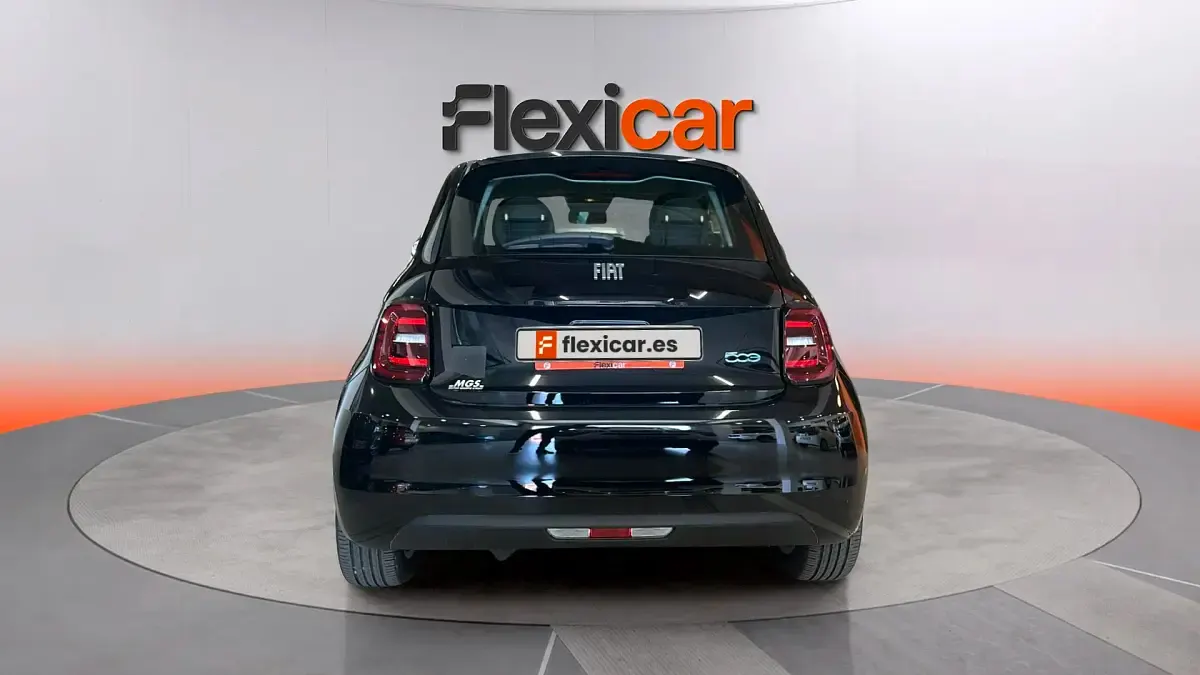 Usado Fiat 500e Icon 69 kW (95 CV) 2022 Negro Berlina