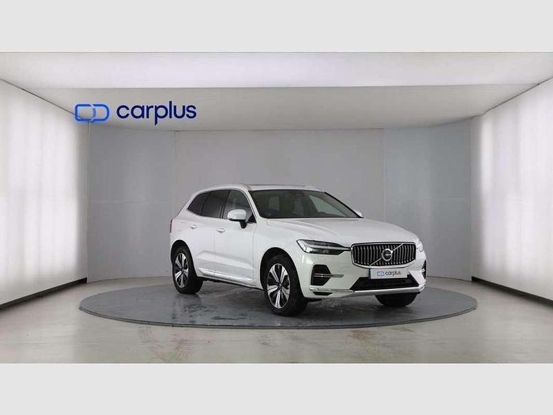 Usado Volvo XC60 Plus 350 CV (257 kW) 2023 Blanco SUV