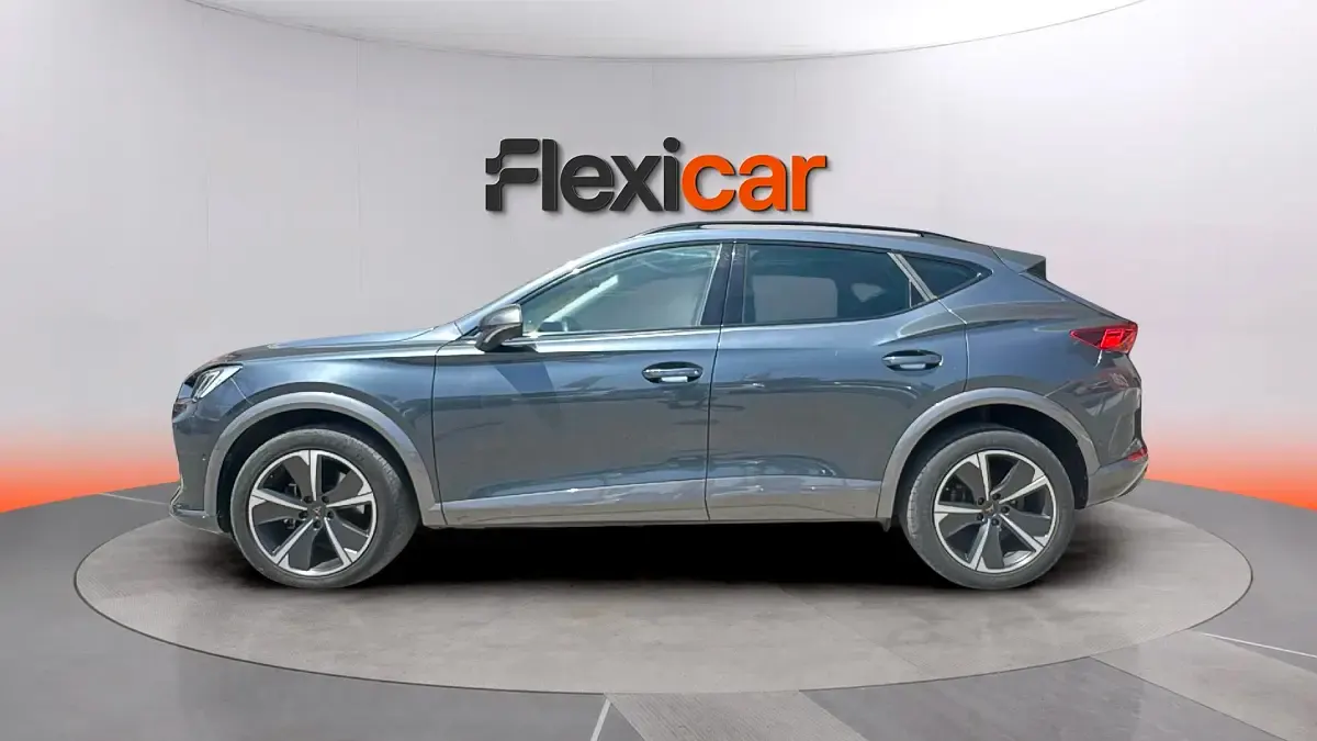 Usado Cupra Formentor 150 CV (110 kW) 2024 Gris SUV