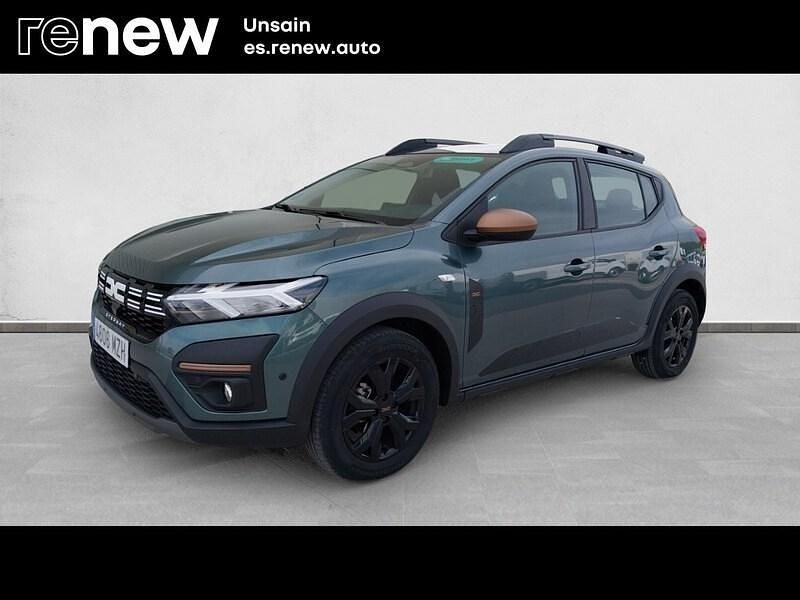 Usado Dacia Sandero Extreme 100 CV (73 kW) 2025 Verde Berlina