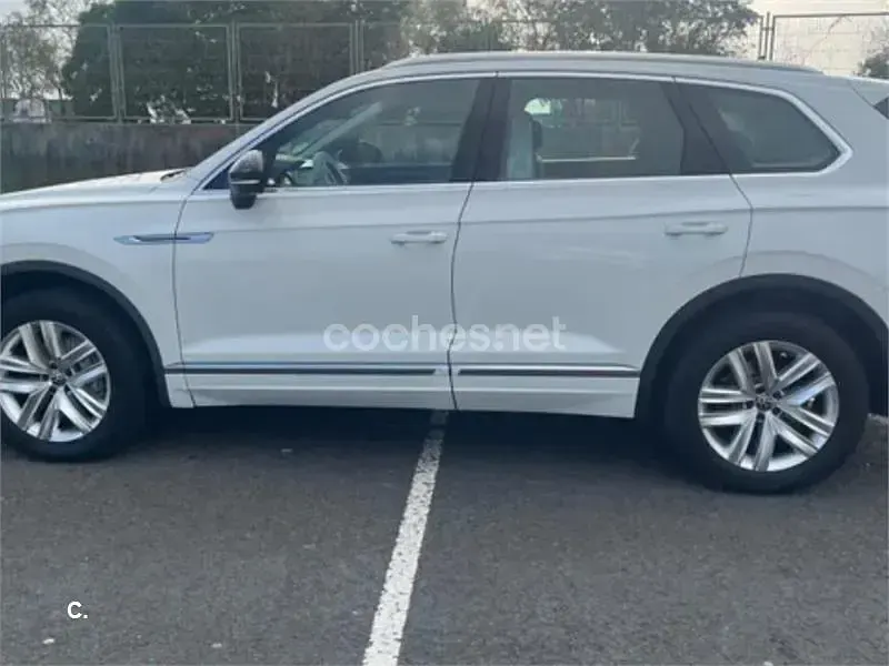 Usado VW Touareg 231 CV (169 kW) 2021 Blanco SUV