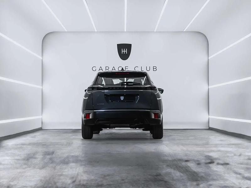 Usado Peugeot 2008 Active 101 CV (74 kW) 2024 Gris / plata SUV