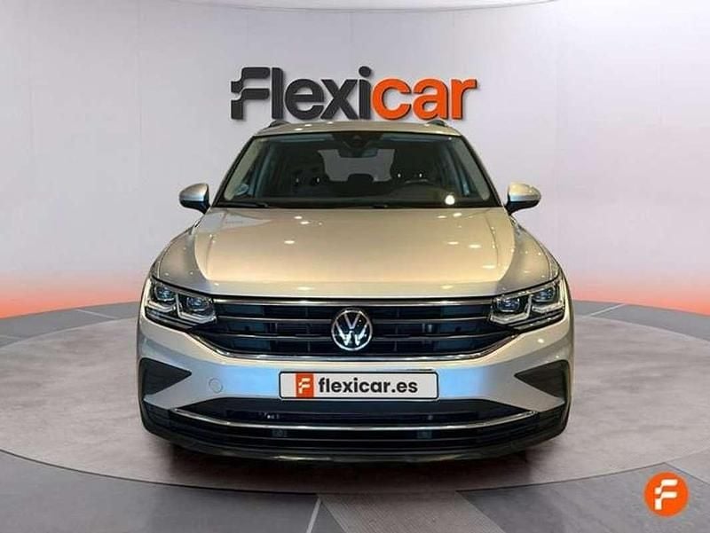 Usado VW Tiguan Life 150 CV (110 kW) 2020 Gris SUV