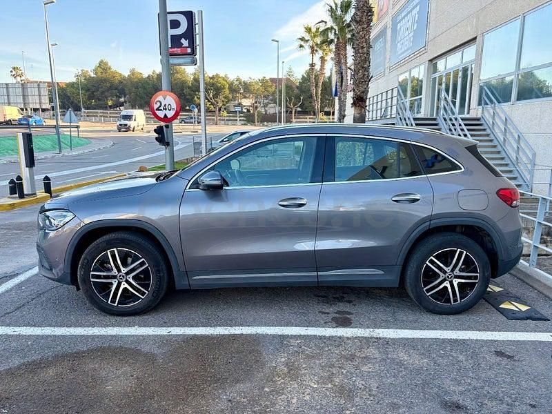 Usado Mercedes GLA200 150 CV (110 kW) 2022 Gris / plata SUV