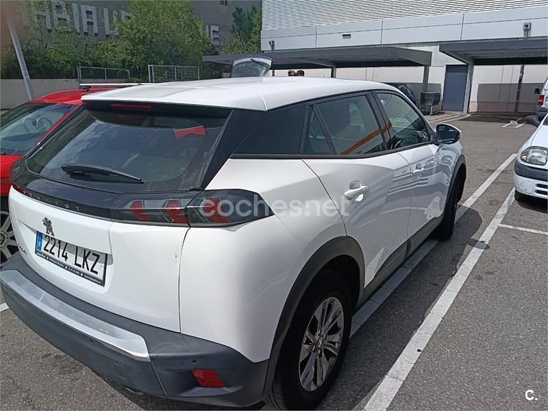 Usado Peugeot 2008 Active 100 CV (73 kW) 2020 Blanco SUV